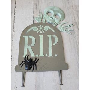 RIP Glow dark plastic lawn Tombstone spider Halloween skeleton